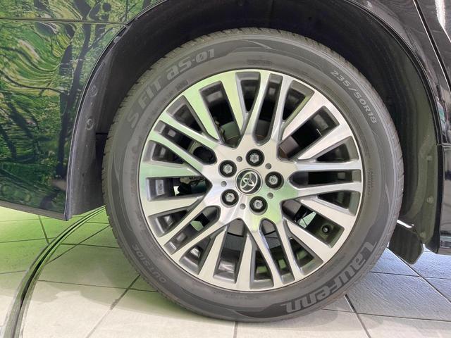 アルファード ２．５Ｓ　Ａパッケージ　サンルーフ　両側電動ドア　バックカメラ　衝突被害軽減システム　レーダークルーズ　コーナーセンサー　スマートキー　ＬＥＤヘッド　ビルトインＥＴＣ　純正１８インチアルミ　オートハイビーム　車線逸脱警報（29枚目）