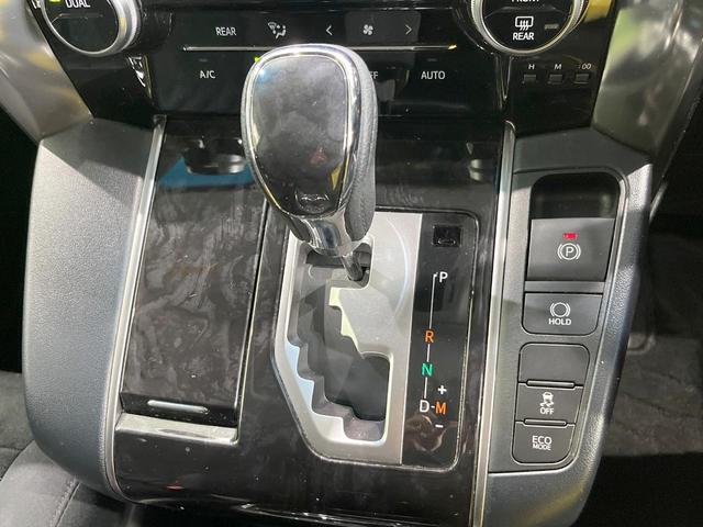 アルファード ２．５Ｓ　Ａパッケージ　サンルーフ　両側電動ドア　バックカメラ　衝突被害軽減システム　レーダークルーズ　コーナーセンサー　スマートキー　ＬＥＤヘッド　ビルトインＥＴＣ　純正１８インチアルミ　オートハイビーム　車線逸脱警報（45枚目）