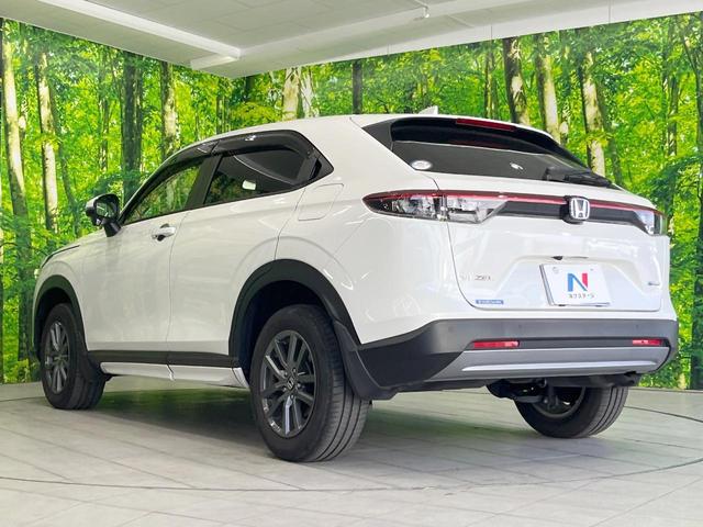 ヴェゼル ｅ：ＨＥＶ　Ｘ　バックカメラ　衝突被害軽減システム　レーダークルーズ　ドラレコ　コーナーセンサー　スマートキー　ＬＥＤヘッド　ＥＴＣ２．０　純正１６インチアルミ　車線逸脱警報　オートライト　オートエアコン（23枚目）