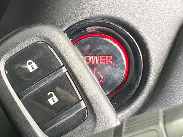 ヴェゼル ｅ：ＨＥＶ　Ｘ　バックカメラ　衝突被害軽減システム　レーダークルーズ　ドラレコ　コーナーセンサー　スマートキー　ＬＥＤヘッド　ＥＴＣ２．０　純正１６インチアルミ　車線逸脱警報　オートライト　オートエアコン（42枚目）