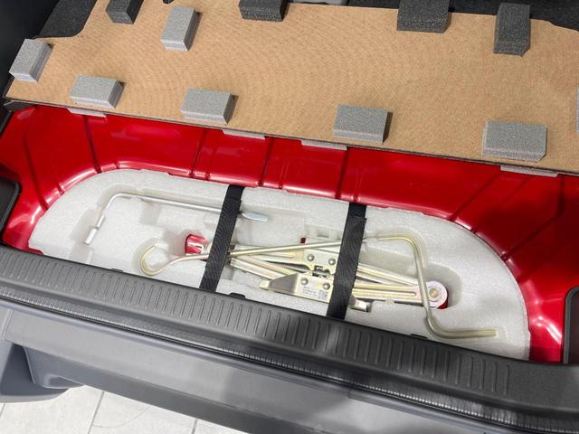 ジムニーノマド ＦＣ　４ＷＤ　衝突被害軽減システム　レーダークルーズ　禁煙車　コーナーセンサー　スマートキー　ＬＥＤヘッド　純正１５インチアルミ　オートハイビーム　車線逸脱警報　オートライト　オートエアコン（49枚目）