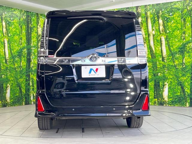 ヴォクシー ＺＳ　煌ＩＩＩ　両側電動ドア　ＳＤナビ　バックカメラ　衝突被害軽減システム　禁煙車　ハーフレザーシート　ドラレコ　コーナーセンサー　スマートキー　ＬＥＤヘッド　ビルトインＥＴＣ　クルコン　純正１６インチアルミ（18枚目）