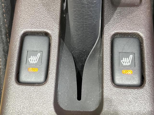 コペン ローブ　Ｓ　ＳＤナビ　バックカメラ　禁煙車　スマートキー　ＬＥＤヘッド　ＥＴＣ　オートエアコン　Ｂｌｕｅｔｏｏｔｈ　ＣＤ　ＤＶＤ再生　地デジ（5枚目）