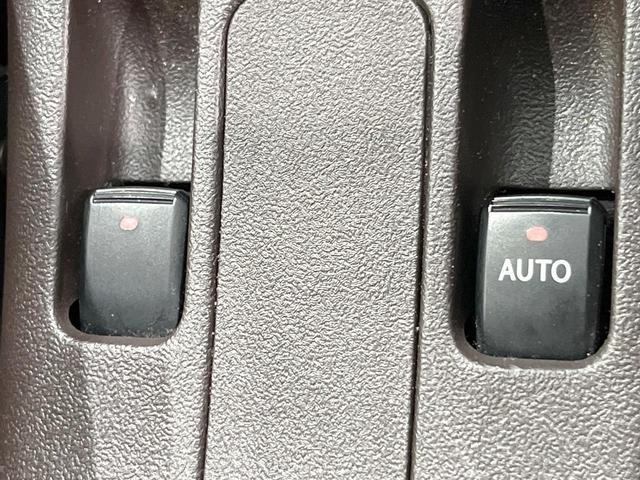 コペン ローブ　Ｓ　ＳＤナビ　バックカメラ　禁煙車　スマートキー　ＬＥＤヘッド　ＥＴＣ　オートエアコン　Ｂｌｕｅｔｏｏｔｈ　ＣＤ　ＤＶＤ再生　地デジ（42枚目）