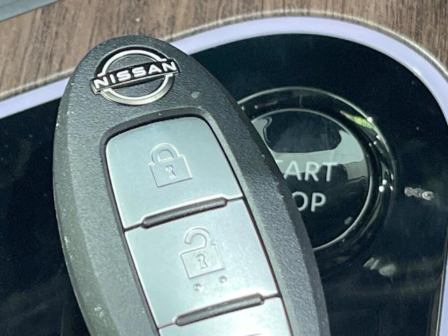 オーラ Ｇ　全周囲カメラ　衝突被害軽減システム　禁煙車　パワーシート　コーナーセンサー　スマートキー　ＬＥＤヘッド　ＥＴＣ２．０　クルコン　純正１７インチアルミ　オートハイビーム　オートライト　オートエアコン（39枚目）