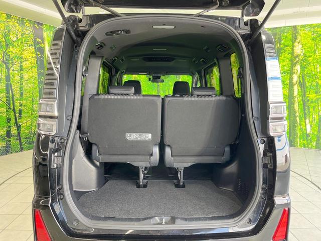 ヴォクシー ＺＳ　煌　両側電動ドア　衝突被害軽減システム　禁煙車　ドラレコ　スマートキー　ＬＥＤヘッド　ＥＴＣ２．０　クルコン　純正１６インチアルミ　オートハイビーム　車線逸脱警報　オートライト　デュアルエアコン（56枚目）