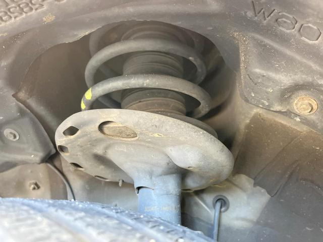 ノア Ｓｉ　ダブルバイビーＩＩ　両側電動ドア　純正ＳＤナビ　バックカメラ　衝突被害軽減システム　レーダークルーズ　禁煙車　ハーフレザーシート　ドラレコ　コーナーセンサー　スマートキー　ＬＥＤヘッド　ビルトインＥＴＣ（21枚目）