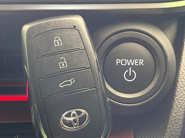 プリウス Ｚ　禁煙車　純正１２型ナビ　全周囲カメラ　ＥＴＣ２．０　Ｂｌｕｅｔｏｏｔｈ再生　フルセグＴＶ　パワーバックドア　シートベンチレーション　アクセサリーコンセント　ステアリングヒーター　レーダークルーズ（63枚目）