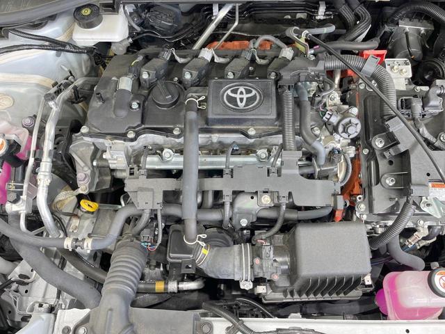 カローラクロス ハイブリッド　Ｓ　純正１０インチナビ　全周囲カメラ　衝突被害軽減装置　レーダークルーズコントロール　ＥＴＣ　フルセグ　ｂｌｕｅｔｏｏｔｈ　１７インチアルミ　誤発信抑制装置　車線逸脱時警報システム　ＬＥＤヘッド（18枚目）