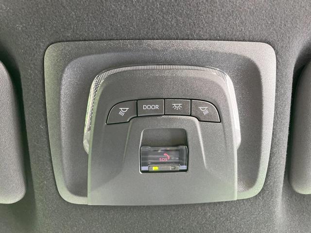 カローラクロス ハイブリッド　Ｓ　純正１０インチナビ　全周囲カメラ　衝突被害軽減装置　レーダークルーズコントロール　ＥＴＣ　フルセグ　ｂｌｕｅｔｏｏｔｈ　１７インチアルミ　誤発信抑制装置　車線逸脱時警報システム　ＬＥＤヘッド（46枚目）