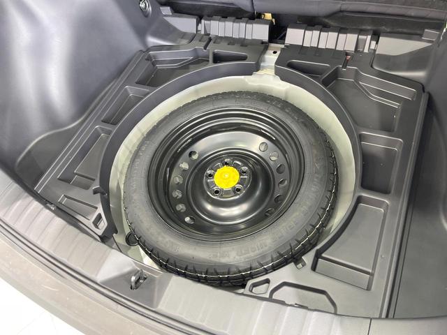 カローラクロス ハイブリッド　Ｓ　純正１０インチナビ　全周囲カメラ　衝突被害軽減装置　レーダークルーズコントロール　ＥＴＣ　フルセグ　ｂｌｕｅｔｏｏｔｈ　１７インチアルミ　誤発信抑制装置　車線逸脱時警報システム　ＬＥＤヘッド（56枚目）