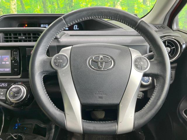 アクア Ｇブラックソフトレザーセレクション　純正ＳＤナビ　バックカメラ　禁煙車　レザーシート　ドラレコ　コーナーセンサー　スマートキー　ＥＴＣ　クルコン　純正　オートライト　オートエアコン　Ｂｌｕｅｔｏｏｔｈ　ＣＤ　ＤＶＤ再生（11枚目）