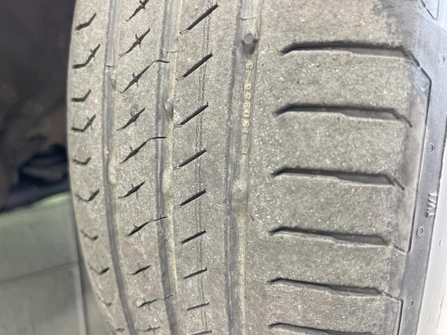 アクア Ｇブラックソフトレザーセレクション　純正ＳＤナビ　バックカメラ　禁煙車　レザーシート　ドラレコ　コーナーセンサー　スマートキー　ＥＴＣ　クルコン　純正　オートライト　オートエアコン　Ｂｌｕｅｔｏｏｔｈ　ＣＤ　ＤＶＤ再生（26枚目）