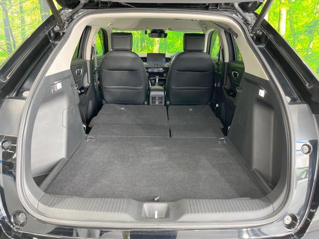 ヴェゼル ｅ：ＨＥＶ　Ｚ　純正ナビ　バックカメラ　衝突被害軽減システム　レーダークルーズ　禁煙車　ハーフレザーシート　ドラレコ　コーナーセンサー　スマートキー　ＬＥＤヘッド　ＥＴＣ２．０　純正１８インチアルミ　オートハイビーム（10枚目）