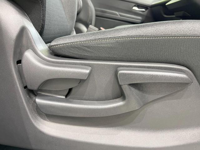 セレナ ｅ－パワー　ハイウェイスターＶ　純正ナビ　衝突被害軽減システム　プロパイロット　両側電動ドア　全周囲カメラ　スマートキー　ＬＥＤヘッド　ＥＴＣ２．０　コーナーセンサー　純正１６インチアルミ　オートハイビーム　車線逸脱警報（57枚目）