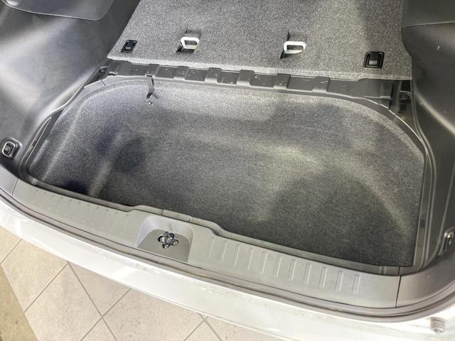 セレナ ｅ－パワー　ハイウェイスターＶ　純正ナビ　衝突被害軽減システム　プロパイロット　両側電動ドア　全周囲カメラ　スマートキー　ＬＥＤヘッド　ＥＴＣ２．０　コーナーセンサー　純正１６インチアルミ　オートハイビーム　車線逸脱警報（66枚目）