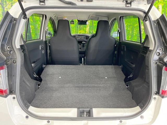 ���i�̂���������ʋ΁A���}���ɏ\���ȉ׎��X�y�[�X���m�ۂ��Ă���܂��B�Z�J���h�V�[�g��|���ƁA�傫�ȉו��̐ύڂ��\�ł���