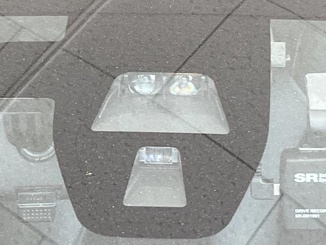 �y�V�e�B�u���[�L�A�N�e�B�u�V�X�e���z�ᑬ���s���ɑO���̎ԗ�����F�����A�Փ˂������Ȏ��͌x��ƃu���[�L�ŏՓˉ���Ɣ�Q�y�����A�V�X�g�B�����S�Ƀh���C�u�����y���݂��������܂��B