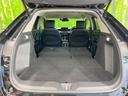 ラゲッジルームは、大容量のスペースを確保。普段のお買い物からレジャーまで、幅広く活躍してくれます！また、リアシートを倒すことでバリエーション豊かにお使いいただけます。