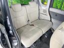 後部座席も気になるようなキズ・汚れやへたり等、大きなダメージはなく、良好な状態です。