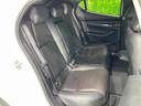 後部座席も気になるようなキズ・汚れやへたり等、大きなダメージはなく、良好な状態です。