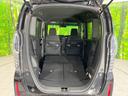 ラゲッジルームは、大容量のスペースを確保。普段のお買い物からレジャーまで、幅広く活躍してくれます!また、リアシートを倒すことでバリエーション豊かにお使いいただけます。