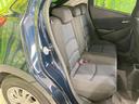 後部座席も気になるようなキズ・汚れやへたり等、大きなダメージはなく、良好な状態です。