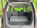 後席を格納すると、これだけの広さが！シーンに合わせたシートアレンジで、大きな荷物も積むことが出来ます♪