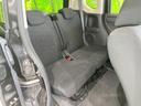 後部座席も気になるようなキズ・汚れやへたり等、大きなダメージはなく、良好な状態です。