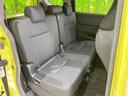 後部座席も気になるようなキズ・汚れやへたり等、大きなダメージはなく、良好な状態です。