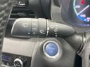 ハイブリッドＺ　バックカメラ　衝突被害軽減システム　レーダークルーズ　禁煙車　ハーフレザーシート　コーナーセンサー　スマートキー　ＬＥＤヘッド　ビルトインＥＴＣ　純正１８インチアルミ　オートハイビーム　車線逸脱警報（42枚目）