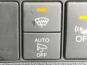 ハイブリッドＺ・ホンダセンシング　ホンダセンシングレス　ＳＤナビ　バックカメラ　ハーフレザーシート　スマートキー　ＬＥＤヘッド　ビルトインＥＴＣ　クルコン　純正１７インチアルミ　オートライト　デュアルエアコン　ＤＶＤ再生　フルセグ（42枚目）