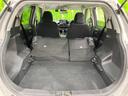 後席を格納すると、これだけの広さが！シーンに合わせたシートアレンジで、大きな荷物も積むことが出来ます♪