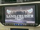 ランドクルーザープラド ＴＸ　Ｌパッケージ　７０ｔｈアニバーサリーリミテッド　４ＷＤ　ディーゼル（軽油）　７人乗り　ＳＤナビ　バックカメラ　衝突被害軽減システム　レーダークルーズ　禁煙車　レザーシート　前席シートエアコン　ドラレコ　コーナーセンサー　スマートキー　ＬＥＤヘッド（4枚目）