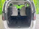 後席を格納すると、これだけの広さが！シーンに合わせたシートアレンジで、大きな荷物も積むことが出来ます♪