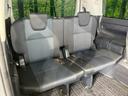 ３列目シートはもちろん状態良好☆大人でもゆったりと座って頂けますので、大人数でのお出かけもラクラクです♪ご家族で、気の知れた仲間で、ドライブに行くのが楽しみですね♪