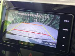 【バックカメラ】駐車時に後方がリアルタイム映像で確認できます。大型商業施設や立体駐車場での駐車時や、夜間のバック時に大活躍！運転スキルに関わらず、今や必須となった装備のひとつです！ 5