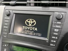 【メーカー純正ナビ】インテリアに溶け込むスタイリッシュな「専用設計」メーカーナビを装備♪視認性や操作性など基本性能にも優れ、より上質なカーライフをお楽しみいただけます。 3