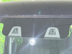 【スズキ　セーフティサポート】走行中に前方の車両等を認識し、衝突しそうな時は警報とブレーキで衝突回避と被害軽減をアシスト。より安全にドライブをお楽しみいただけます。 5