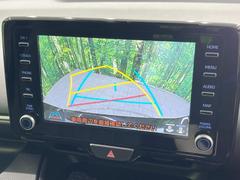 ！【バックカメラ】駐車時に後方がリアルタイム映像で確認できます。大型商業施設や立体駐車場での駐車時や、夜間のバック時に大活躍！運転スキルに関わらず、今や必須となった装備のひとつです！ 4