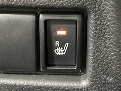 【シートヒーター】寒い日に重宝するシートヒーター！エアコンより早く温まってくれるので寒がりの人も安心ですね♪エアコンの温風は乾燥するから苦手、という方にもをおすすめです。 7