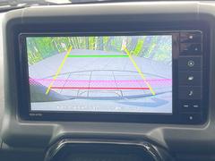 【バックカメラ】駐車時に後方がリアルタイム映像で確認できます。大型商業施設や立体駐車場での駐車時や、夜間のバック時に大活躍！運転スキルに関わらず、今や必須となった装備のひとつです！ 4
