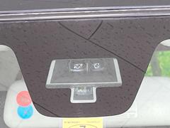 【スズキ　セーフティサポート】走行中に前方の車両等を認識し、衝突しそうな時は警報とブレーキで衝突回避と被害軽減をアシスト。より安全にドライブをお楽しみいただけます。 4