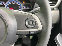 【レーダークルーズコントロール】高速道路での長距離走行が楽に！！自動で速度を保つクルーズコントロールが、衝突軽減システムと連携し、前方の車両を感知して車間を保つように速度調節してくれます！！ 7