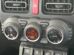 【オートエアコン】一度お好みの温度に設定すれば、車内の温度を検知し風量や温度を自動で調整。暑い…寒い…と何度もスイッチ操作をする必要はありません。快適な車内空間には必須の機能ですね♪ 6