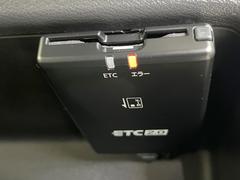 【ＥＴＣ】高速道路の料金所をストレスなく通過！話題のスポットやサービスエリアに多い「スマートIntercooler」利用時は必須のアイテムです。当店でセットアップを実施、ご納車当日からすぐにご利用いただけます！ 5