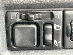 ����ư��Ǽ�ߥ顼�ۥ����ɥߥ顼����ư��Ǽ���ȤʤäƤ��ꡢ������־�Ǥ⥭�����Ĥ��ꥹ�����ޤ����ޤ��� 7