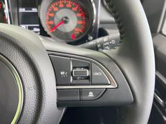 �ڥ����ץƥ��֥��롼������ȥ�����۹�®ƻϩ�Ǥ�Ĺ��Υ���Ԥ��ڤˡ�����ư��®�٤��ݤĥ��롼������ȥ����뤬�����ͷڸ������ƥ��Ϣ�Ȥ��������μ�ξ���Τ��Ƽִ֤��ݤĤ褦��®��Ĵ�ᤷ�Ƥ���ޤ����� 4