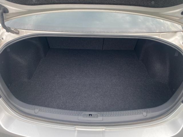 アテンザセダン ２０Ｓ　マツダ整備歴　禁煙車　ＴＶ　ＣＤ　ＤＶＤ　バックカメラ　スマートキー　ＨＩＤライト（21枚目）