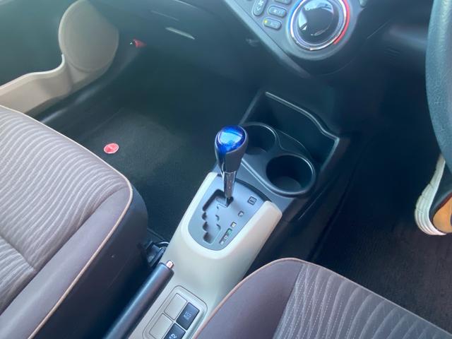 アクア Ｇ　禁煙車　ナビ　バックカメラ　ＴＶ　Ｂｌｕｅｔｏｏｔｈ　キーレス　ＥＴＣ　トヨタディーラー整備歴（15枚目）